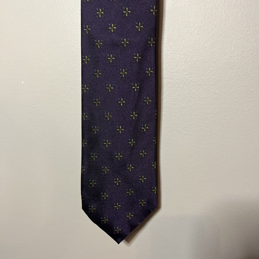 Barney's New York 100% Silk Men's Tie Purple Plum‎ Office Business